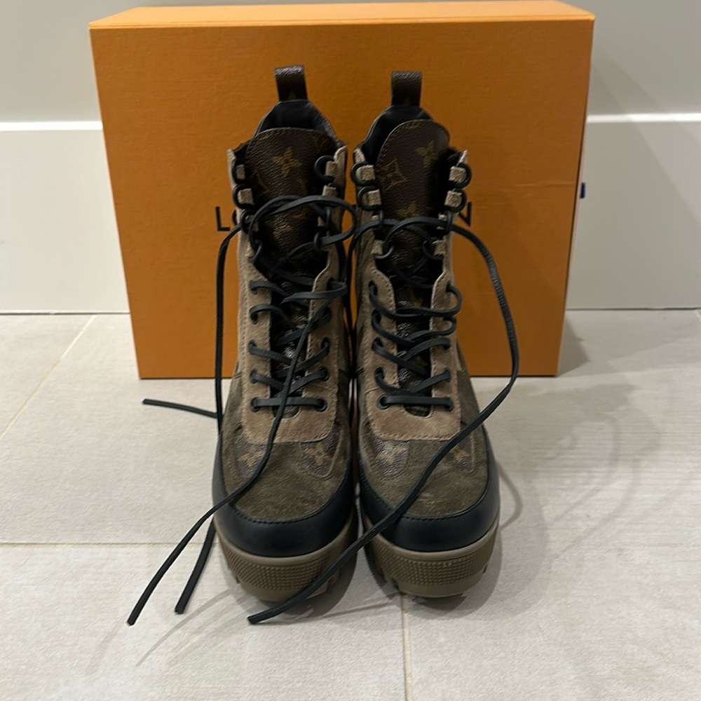 Worn 3 times